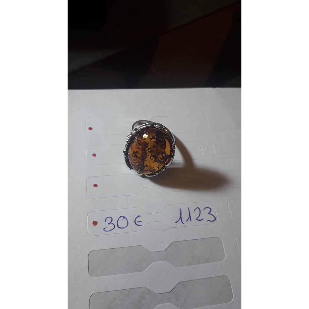 Anillo Pied. Nat. Ámbar  1123