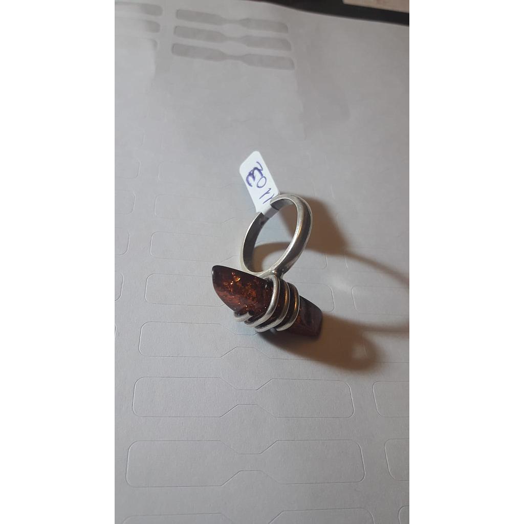 Anillo Pied. Nat. Ámbar  1103
