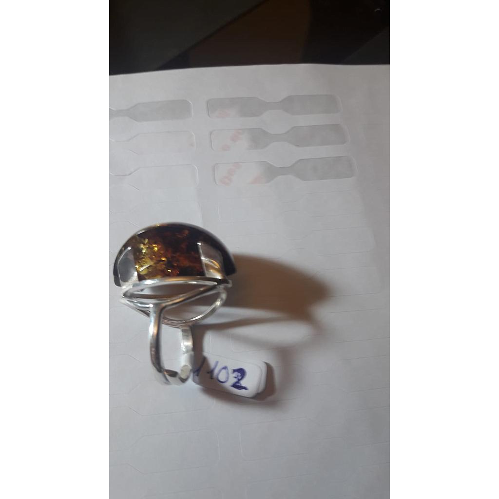 Anillo Pied. Nat. Ámbar  1102