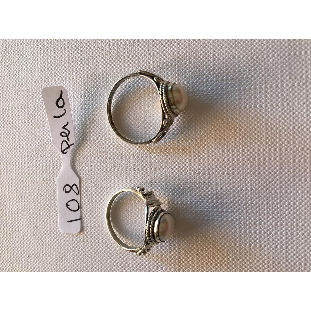 Anillo Pied. Nat. Perla 108