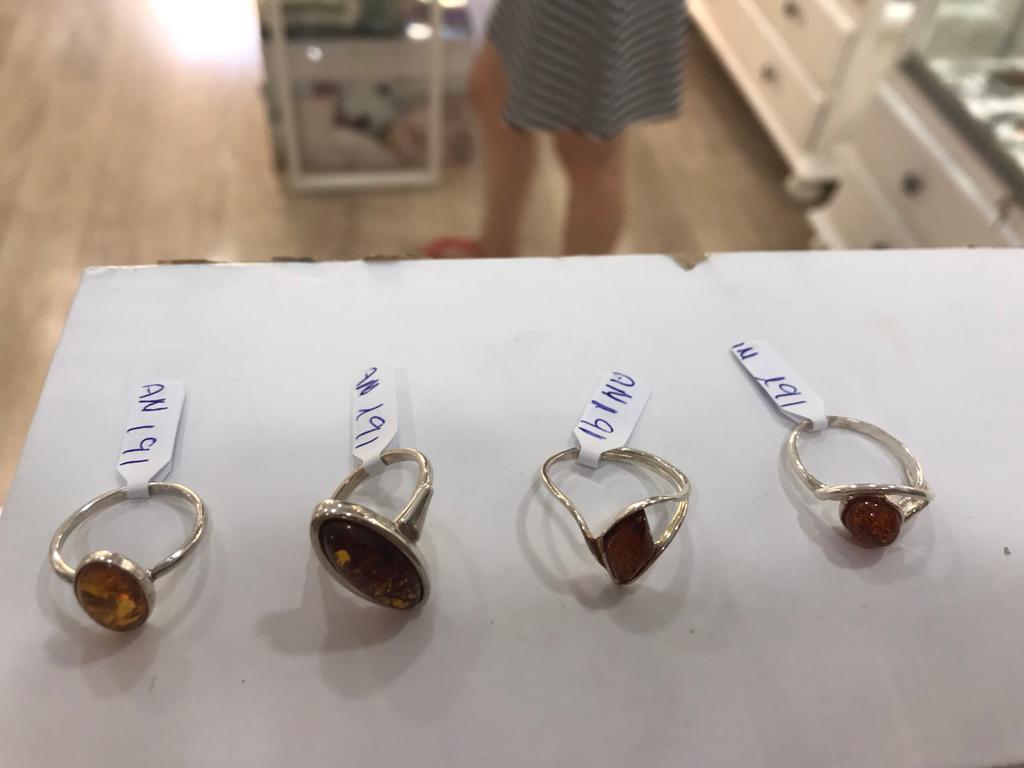 Anillo Pied. Nat. Ámbar  191