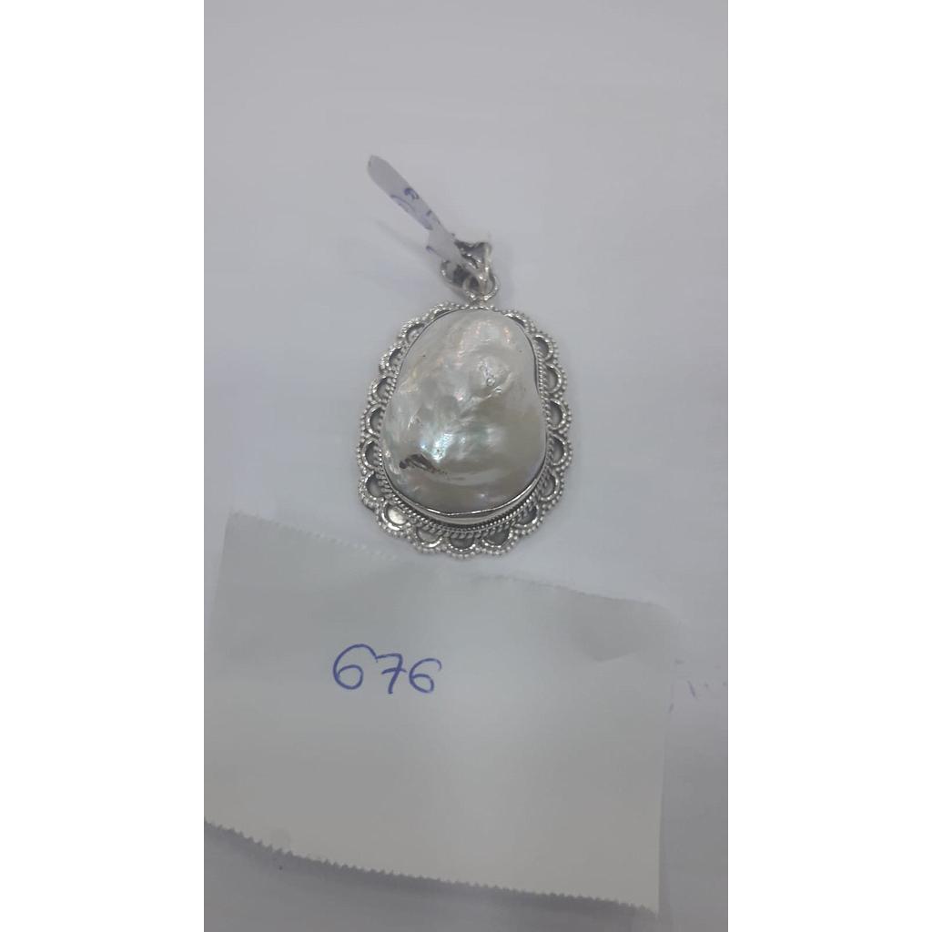 Colgante Pied. Perla Mad. 676