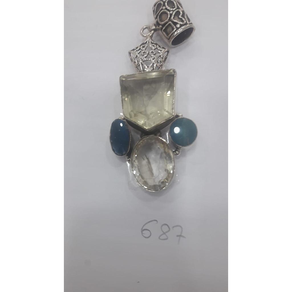 Colgante Pied. Cuar. Blan. Cuar. Ahum. Labrado. 687