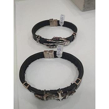 Puls. Plata Cuero Mano-Espada 1599